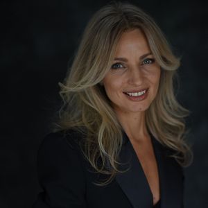 Meet your Posher, Ankha